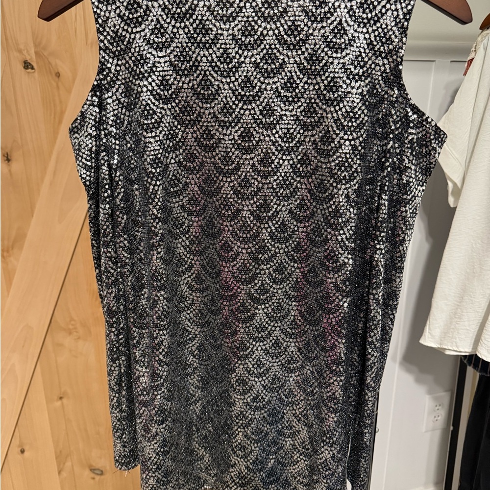 Michael Kors Black and White Patterned Blouse - Picture 4 of 5